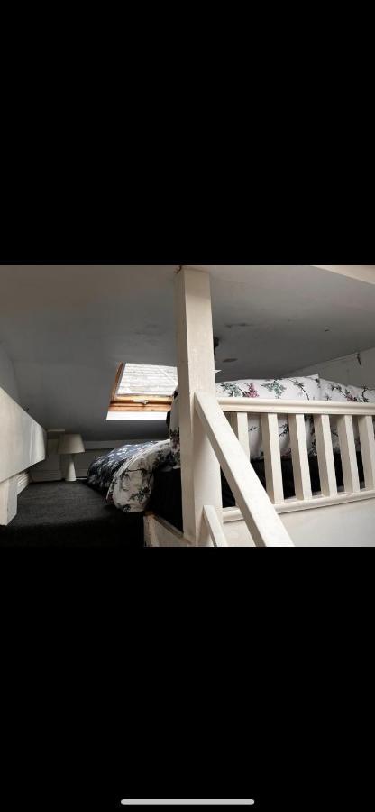 Charming Central House Apartment Дъблин Екстериор снимка