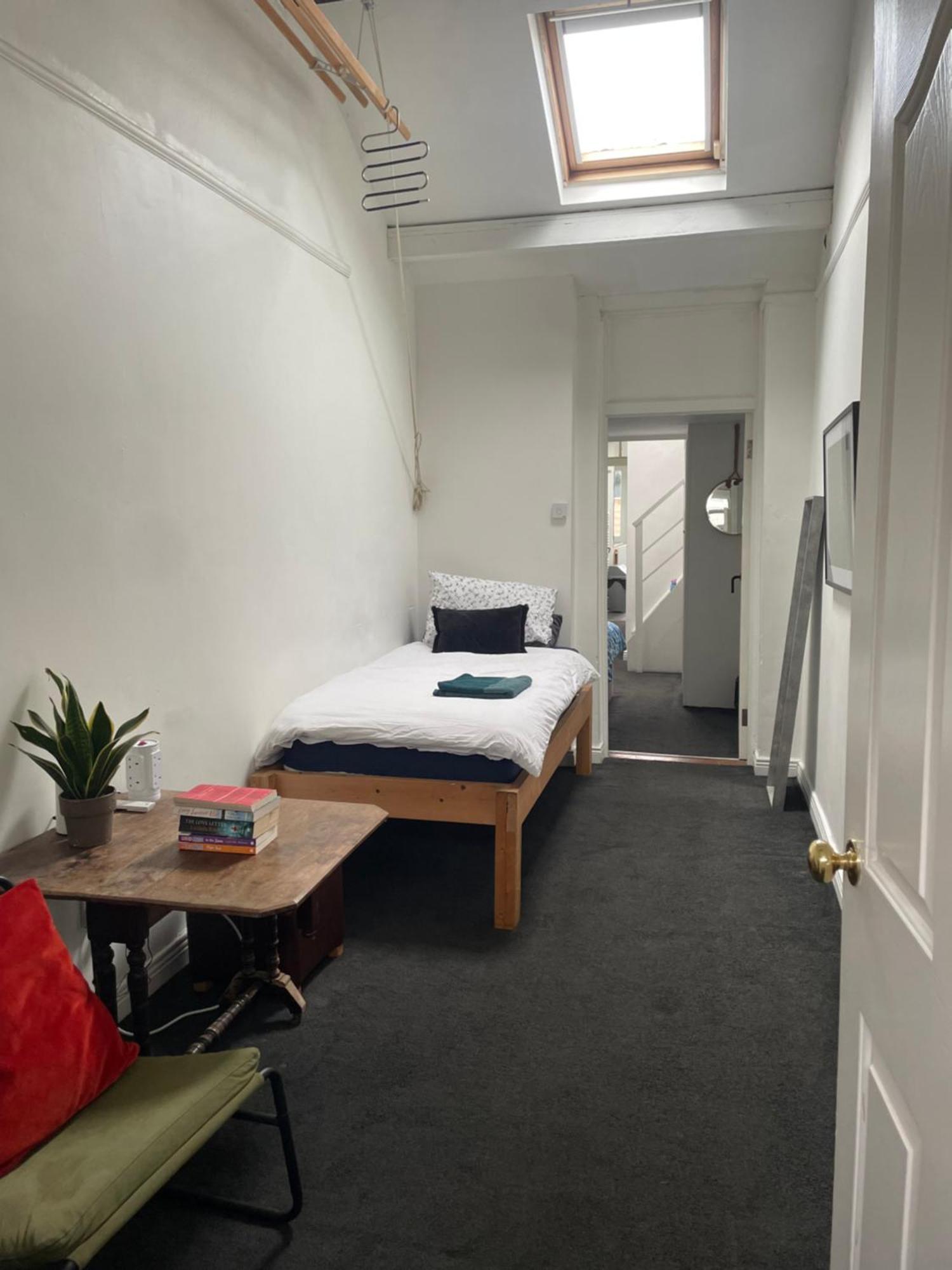 Charming Central House Apartment Дъблин Екстериор снимка
